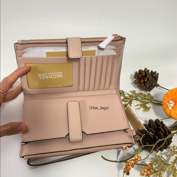 Michael Kors JST Large Double Zip Wristlet - Picture 6 of 8